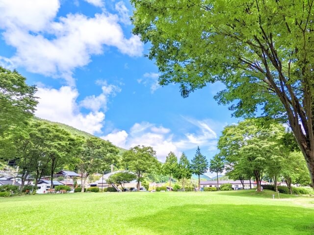 【ソロ活】芝生公園と青空　道の駅奈良井
