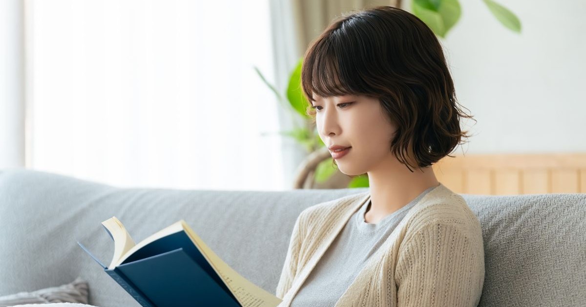 本を読むことのメリット・デメリット｜大人になってから気づく“本当の価値”